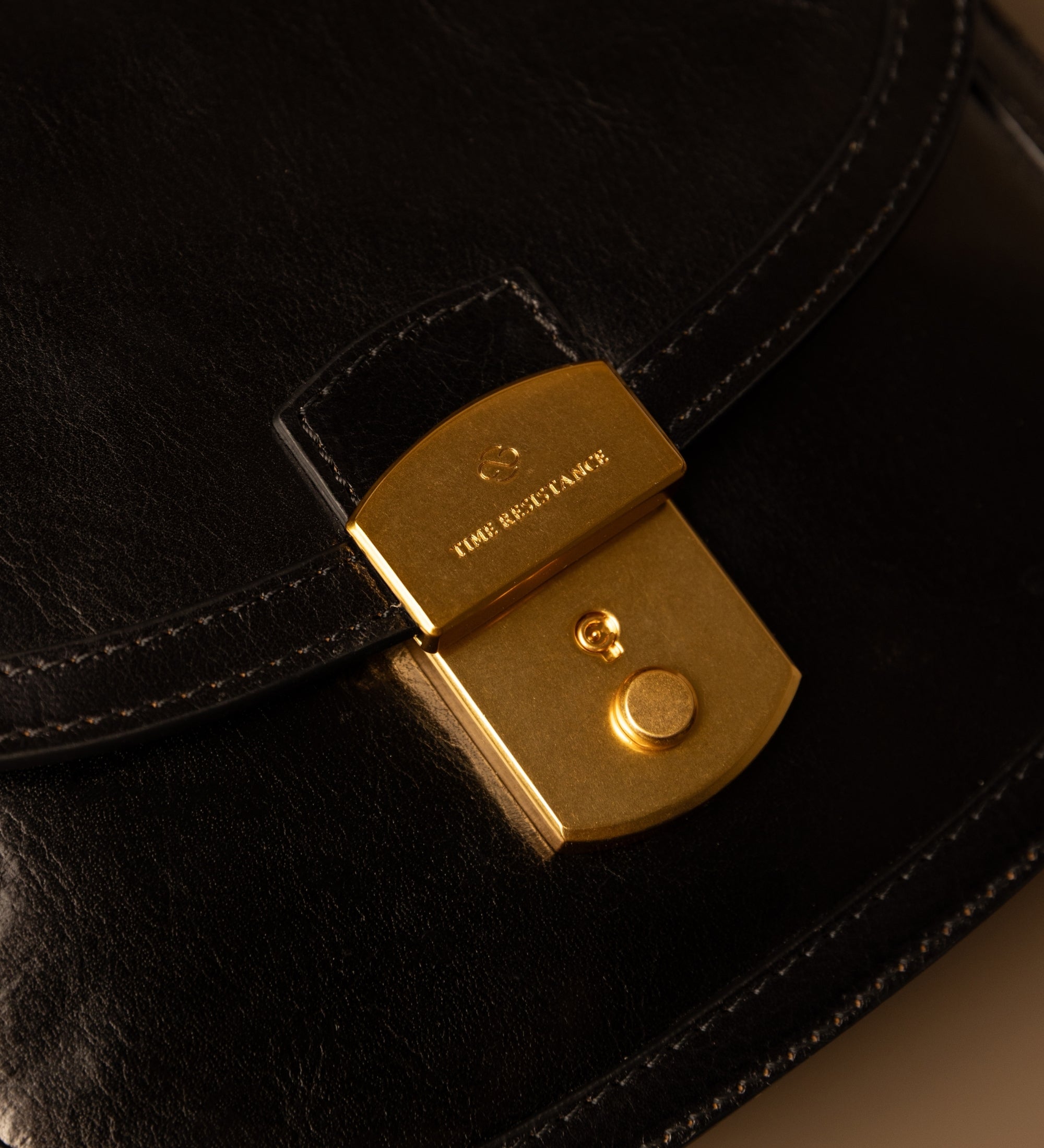 Womens Leather Saddle Bag - Secrets