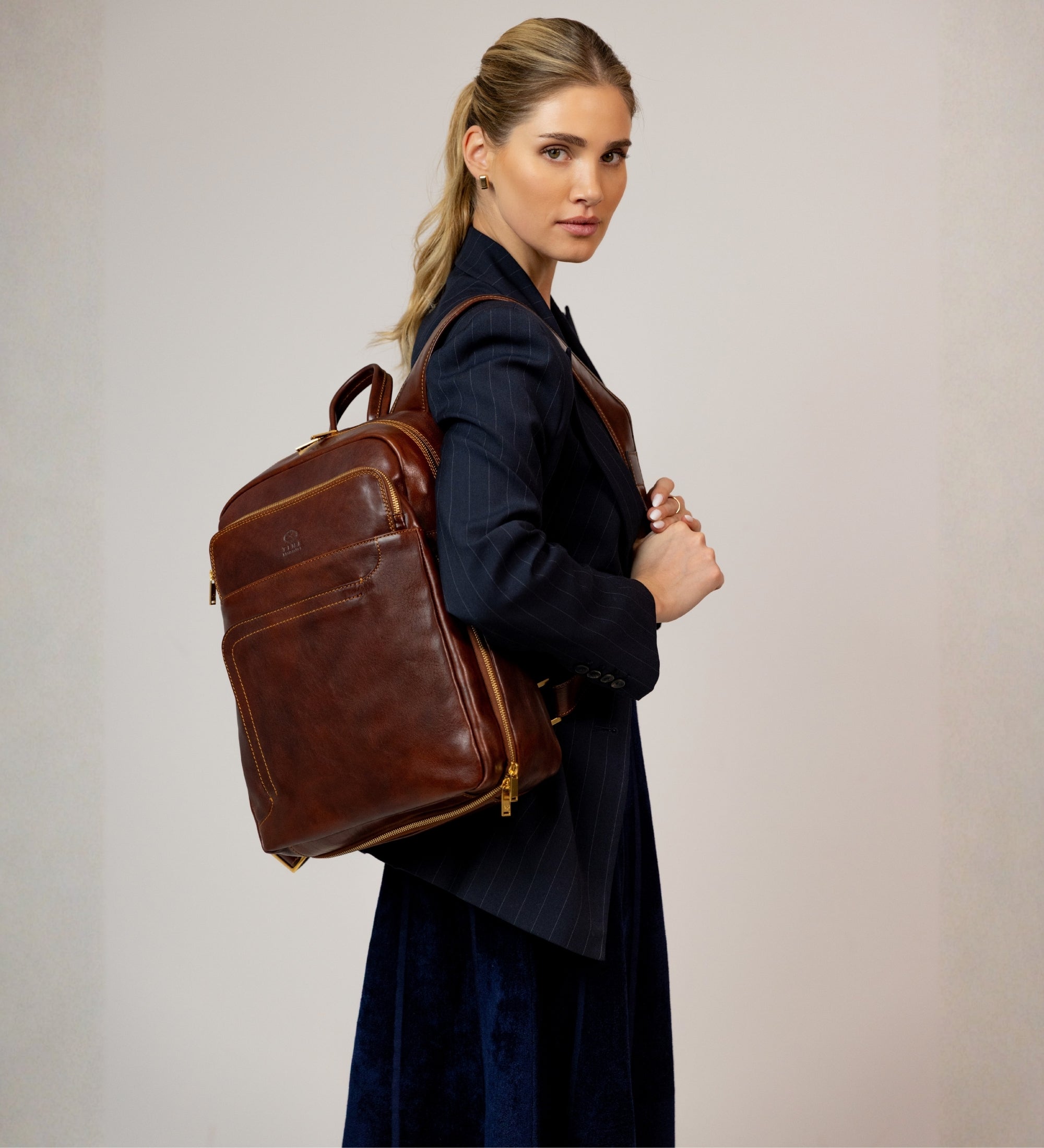 Leather Travel Backpack for Women - L.A. Confidential