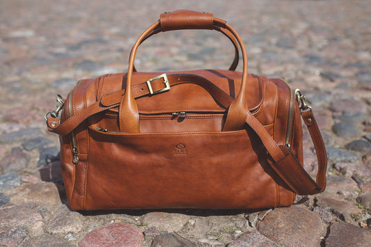 Classic Leather Gym Bag. Is it Possible?