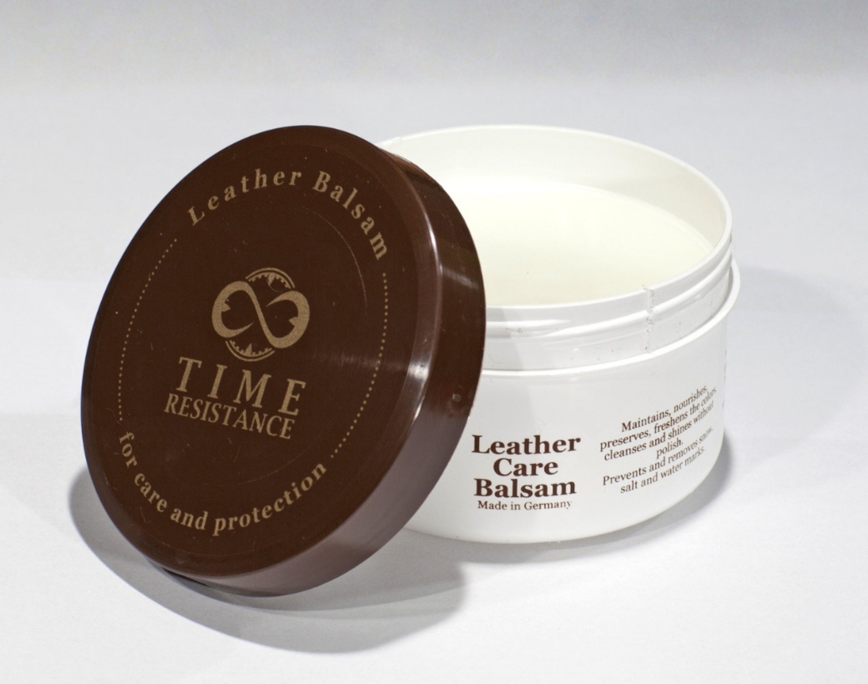 Leather care balsam product