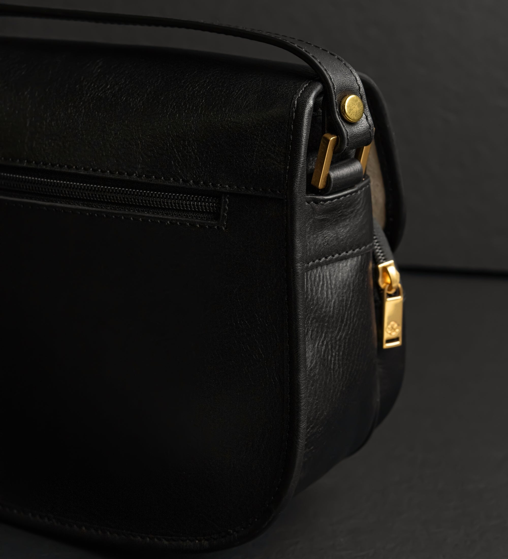 Womens Leather Saddle Bag - Women In Love